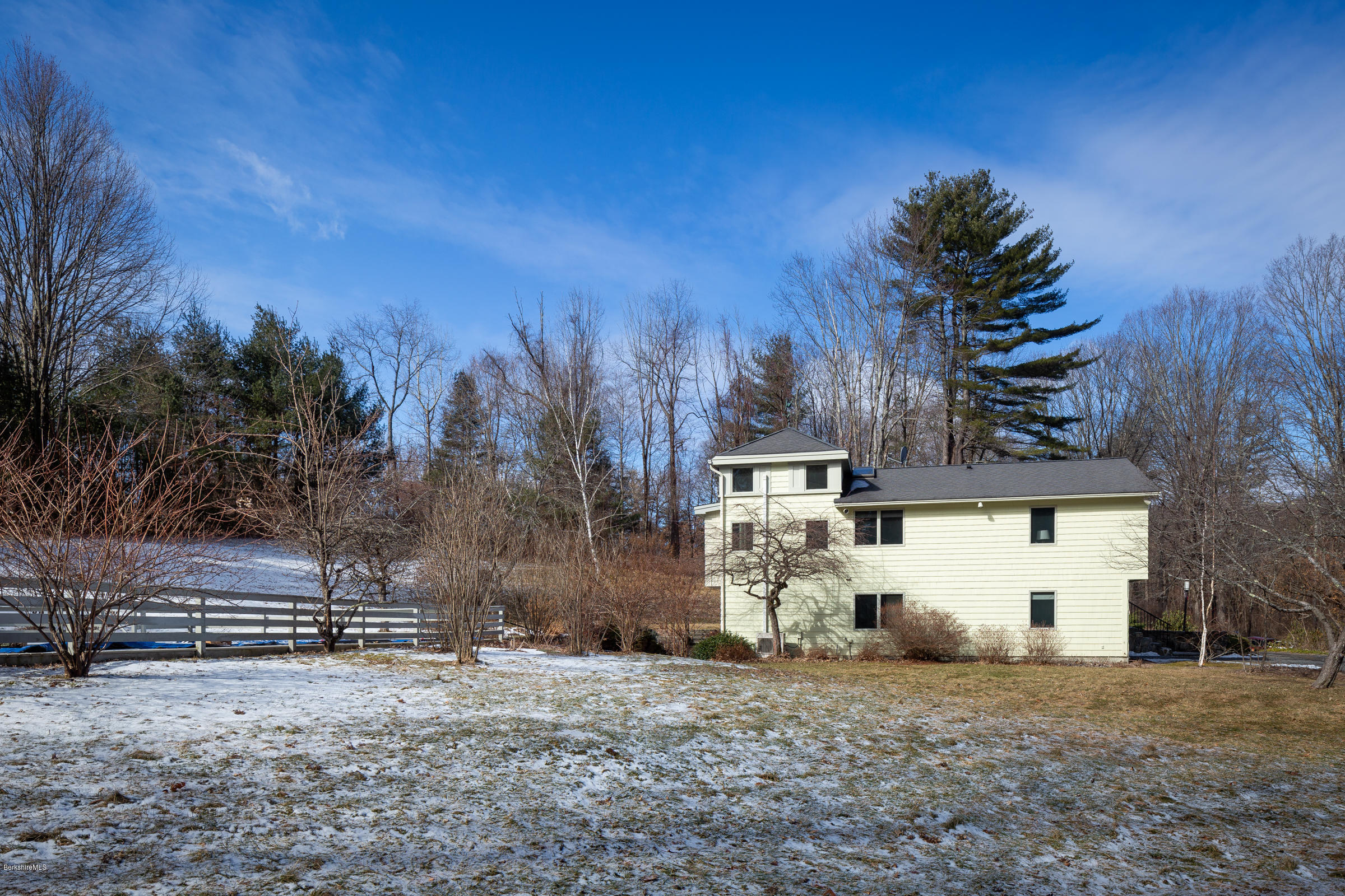 6 Devon Road Stockbridge, MA 01262 - Photo 6 of 27 side view