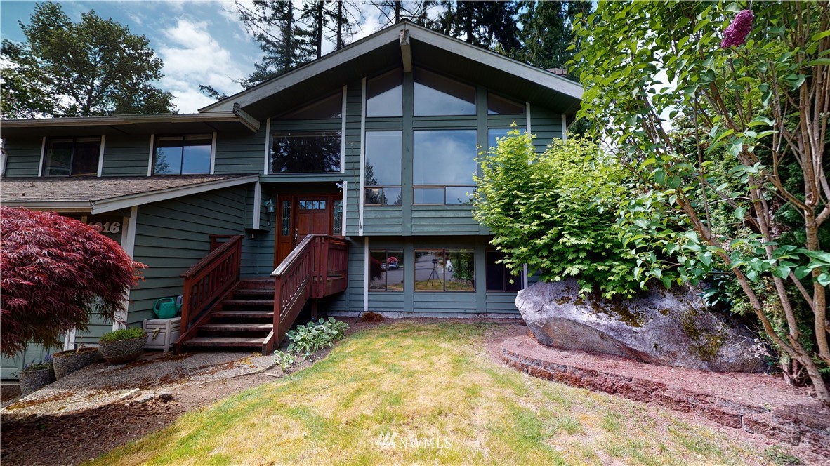 1916 169th Place Southeast Bothell, WA 98012 - Photo 2 of 27 Gallery Image 2