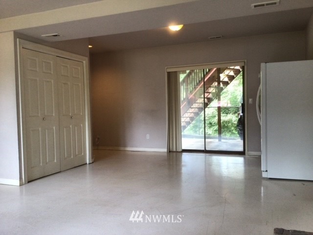 1916 169th Place Southeast Bothell, WA 98012 - Photo 16 of 27 Gallery Image 16