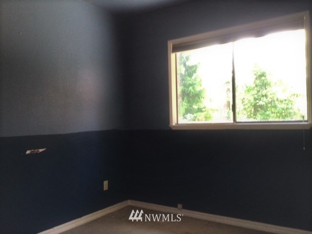 1916 169th Place Southeast Bothell, WA 98012 - Photo 18 of 27 Gallery Image 18