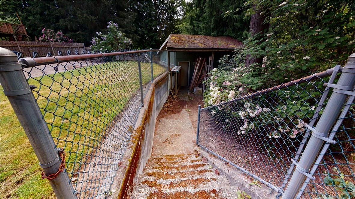 1916 169th Place Southeast Bothell, WA 98012 - Photo 21 of 27 Gallery Image 21
