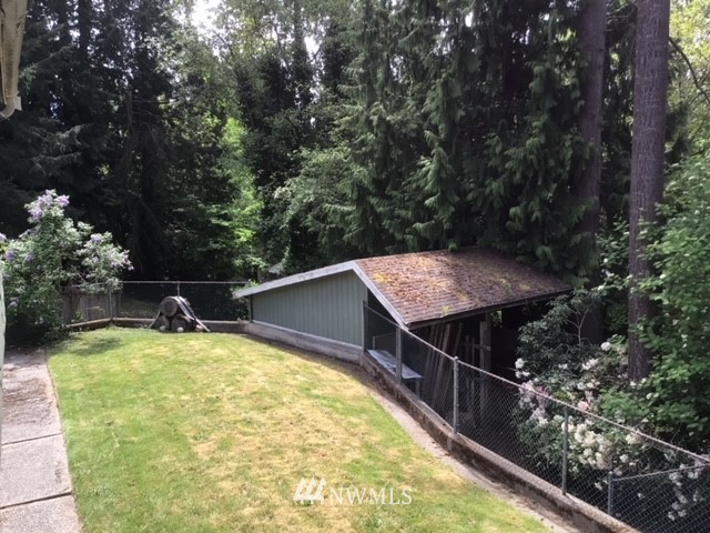 1916 169th Place Southeast Bothell, WA 98012 - Photo 22 of 27 Gallery Image 22