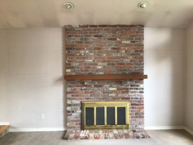 1916 169th Place Southeast Bothell, WA 98012 - Photo 10 of 27 Gallery Image 10