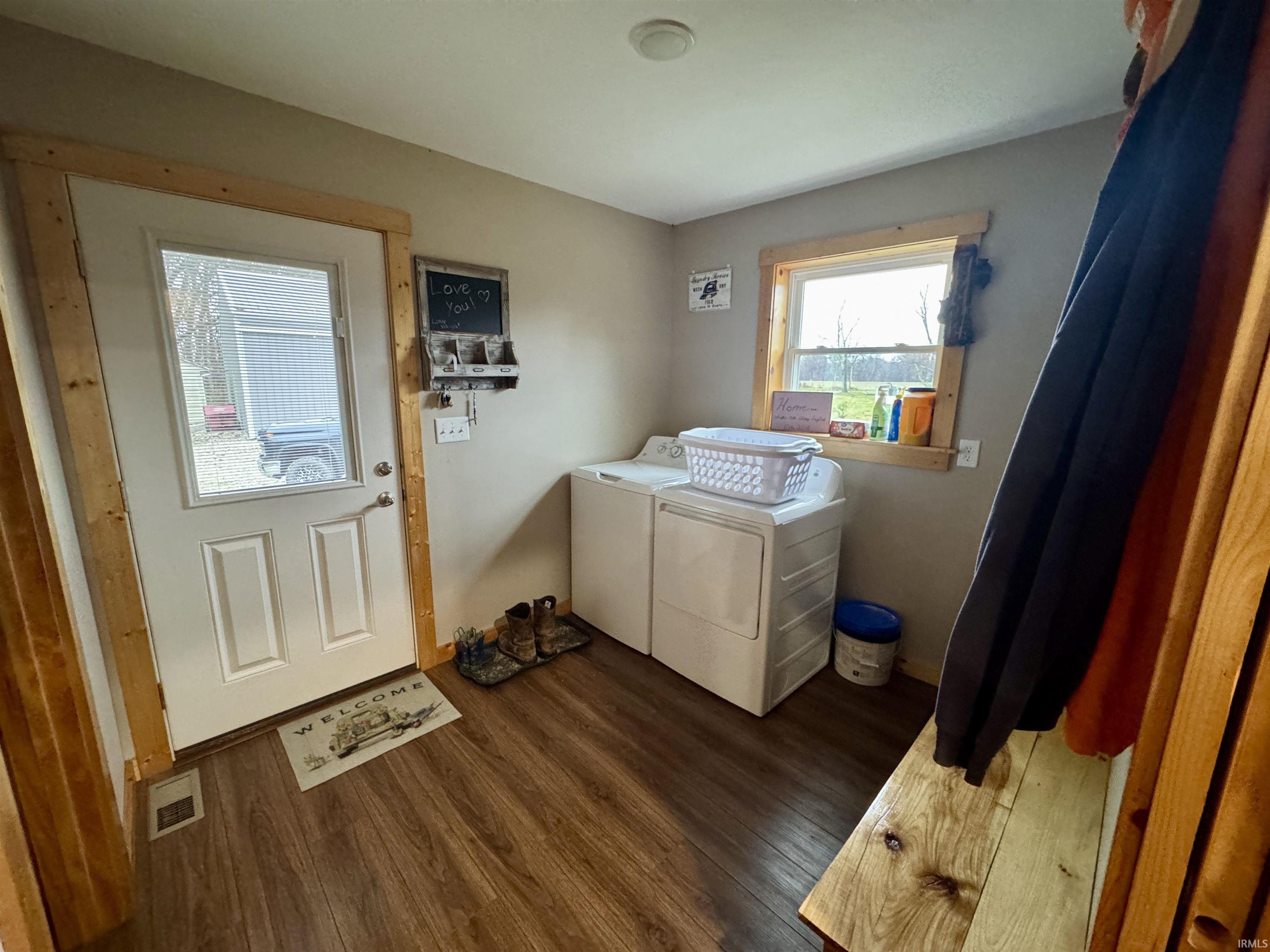 7400 Selvin Road Dale, IN 47523 - Photo 14 of 35