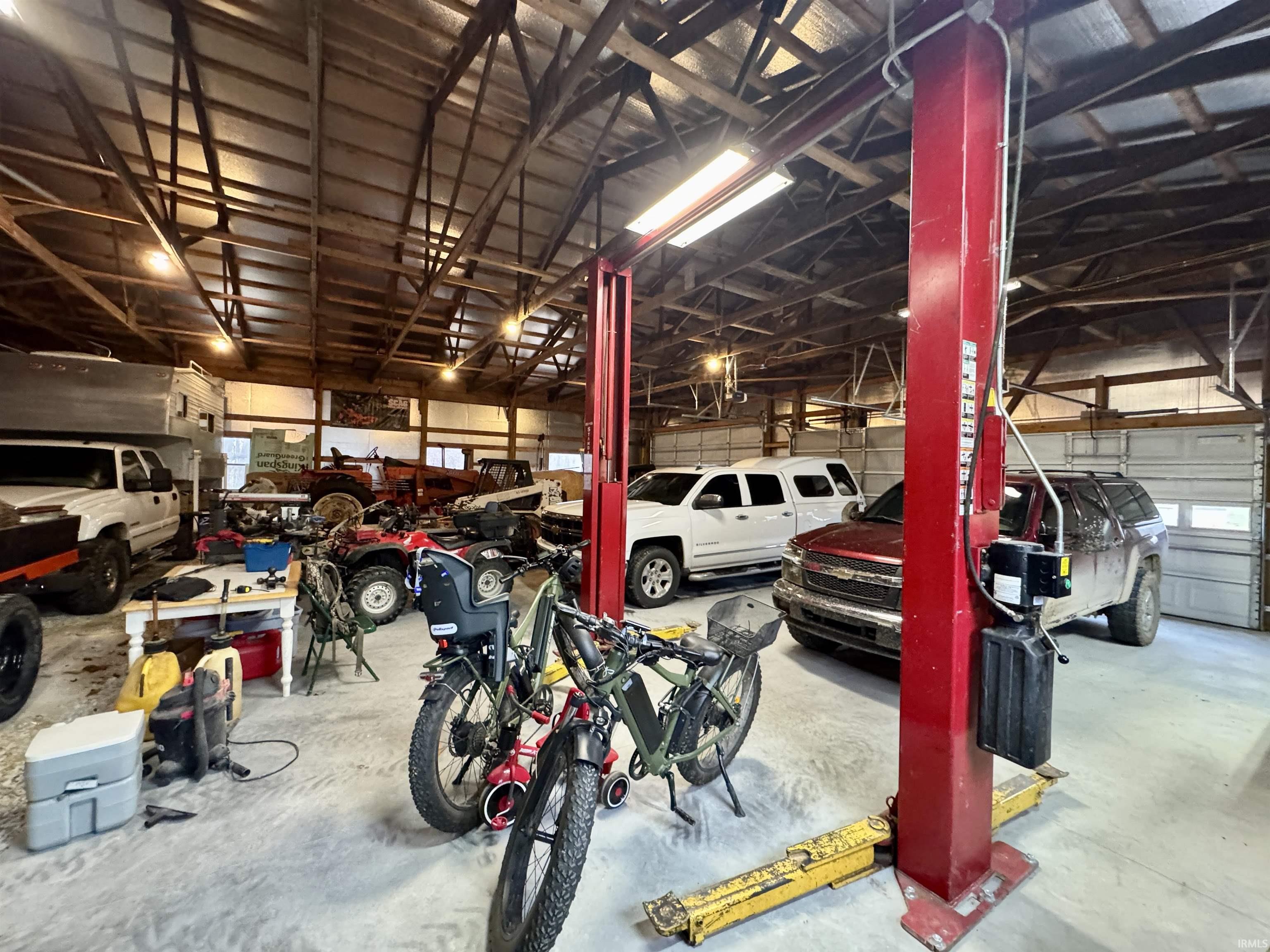 7400 Selvin Road Dale, IN 47523 - Photo 6 of 35