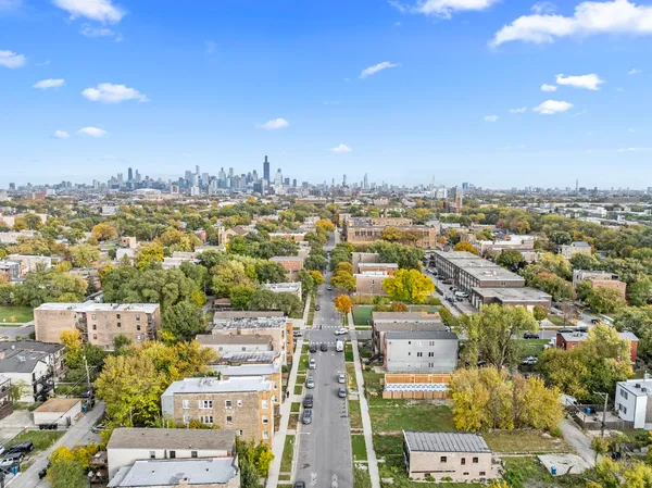 $599,900 | 3107 West Polk Street, Chicago, IL 60612