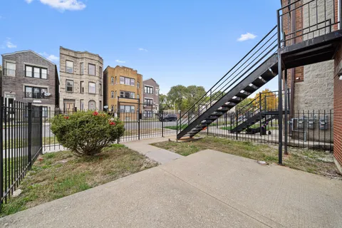 $599,900 | 3107 West Polk Street, Chicago, IL 60612