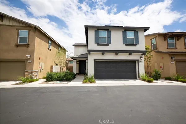 $545,000 | 2464 Gunner Ridge Way, Rialto, CA 92377