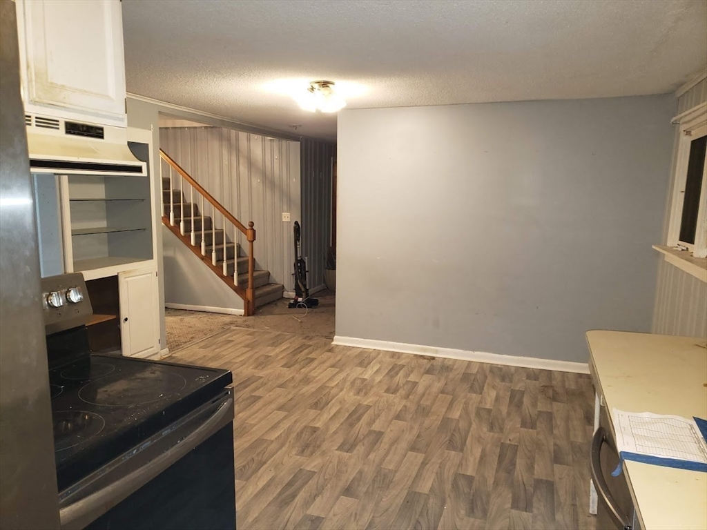 160 Bentley Road Barre, MA 01005 - Photo 9 of 40