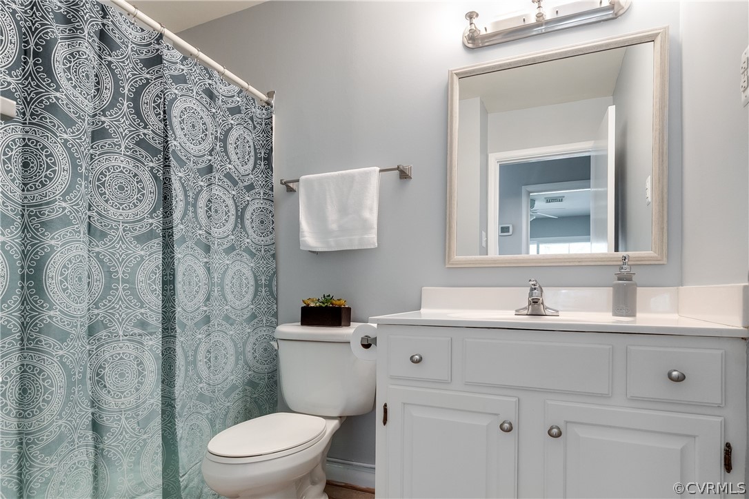 1701 Michael Road Henrico, VA 23229 - Photo 27 of 37 Hall Bath