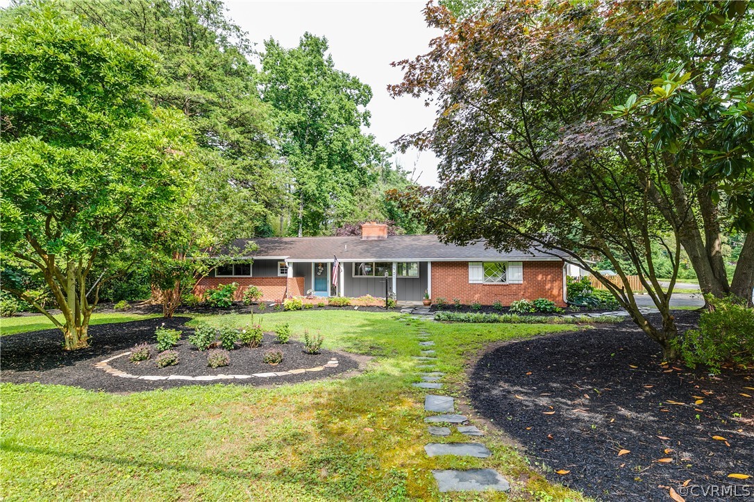 1701 Michael Road Henrico, VA 23229 - Photo 3 of 37 Beautiful New Landscaping!