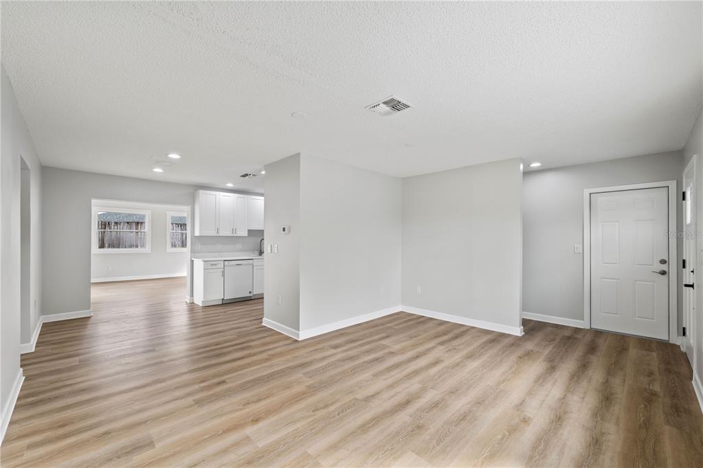 6098 Shannon Avenue Spring Hill, FL 34606 - Photo 4 of 24