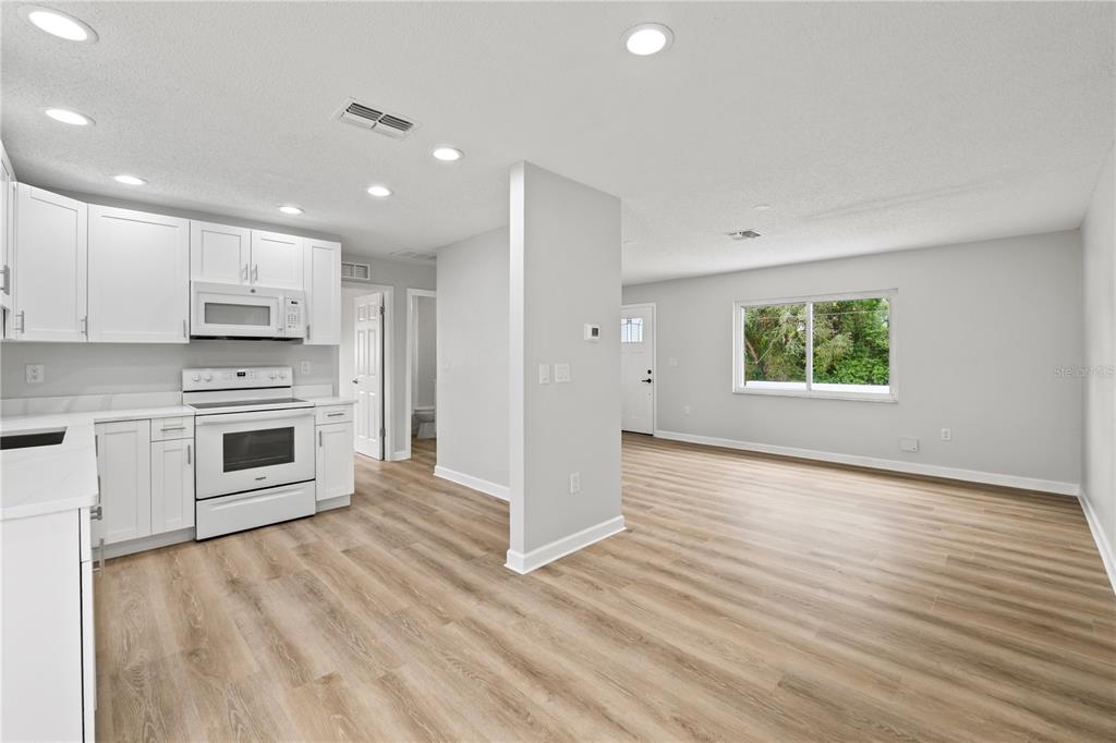 6098 Shannon Avenue Spring Hill, FL 34606 - Photo 6 of 24