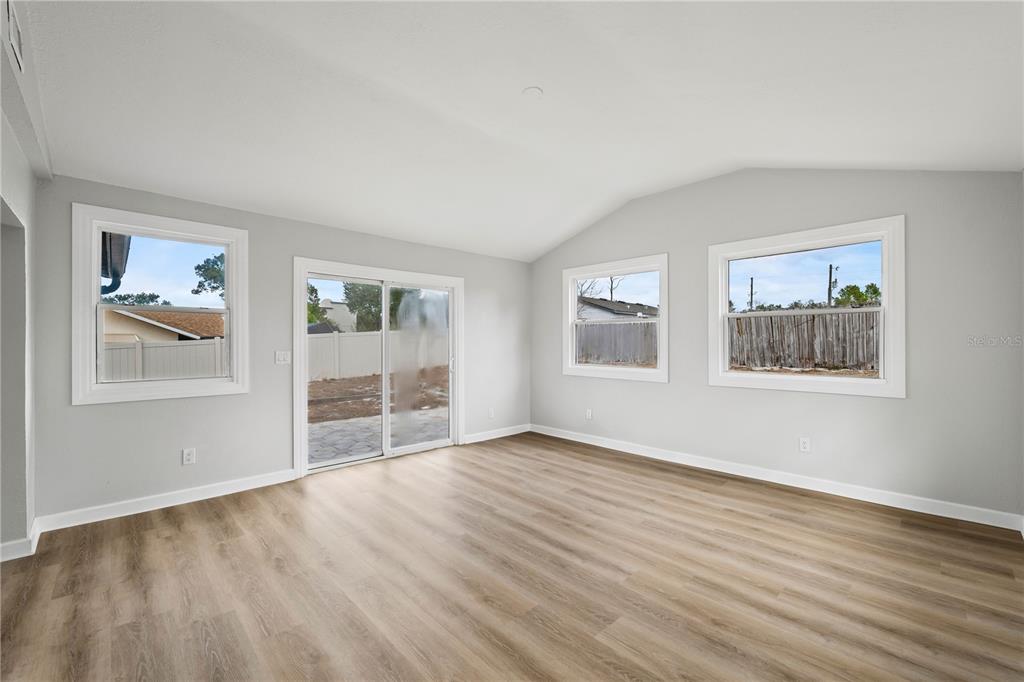 6098 Shannon Avenue Spring Hill, FL 34606 - Photo 9 of 24