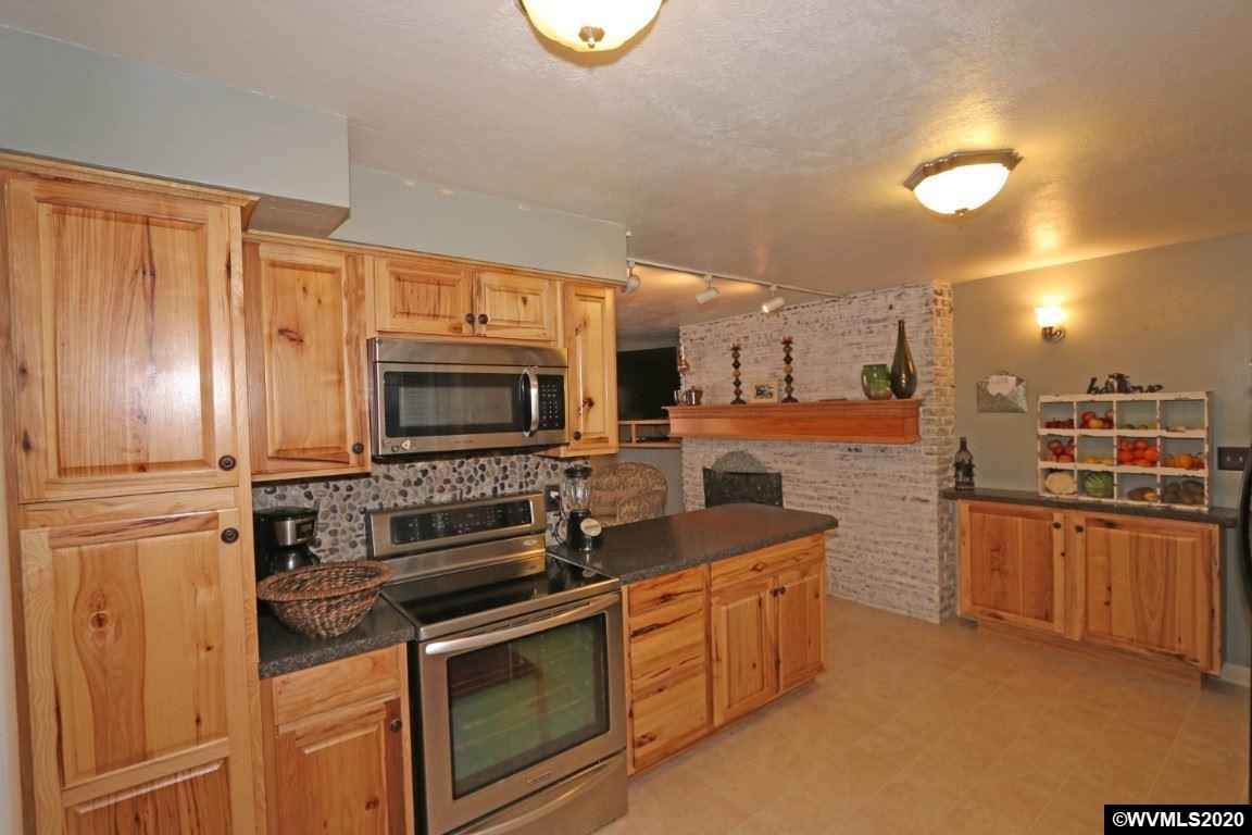 4390 Lone Oak Road Southeast Salem, OR 97302 - Photo 8 of 24 Gallery Image 8
