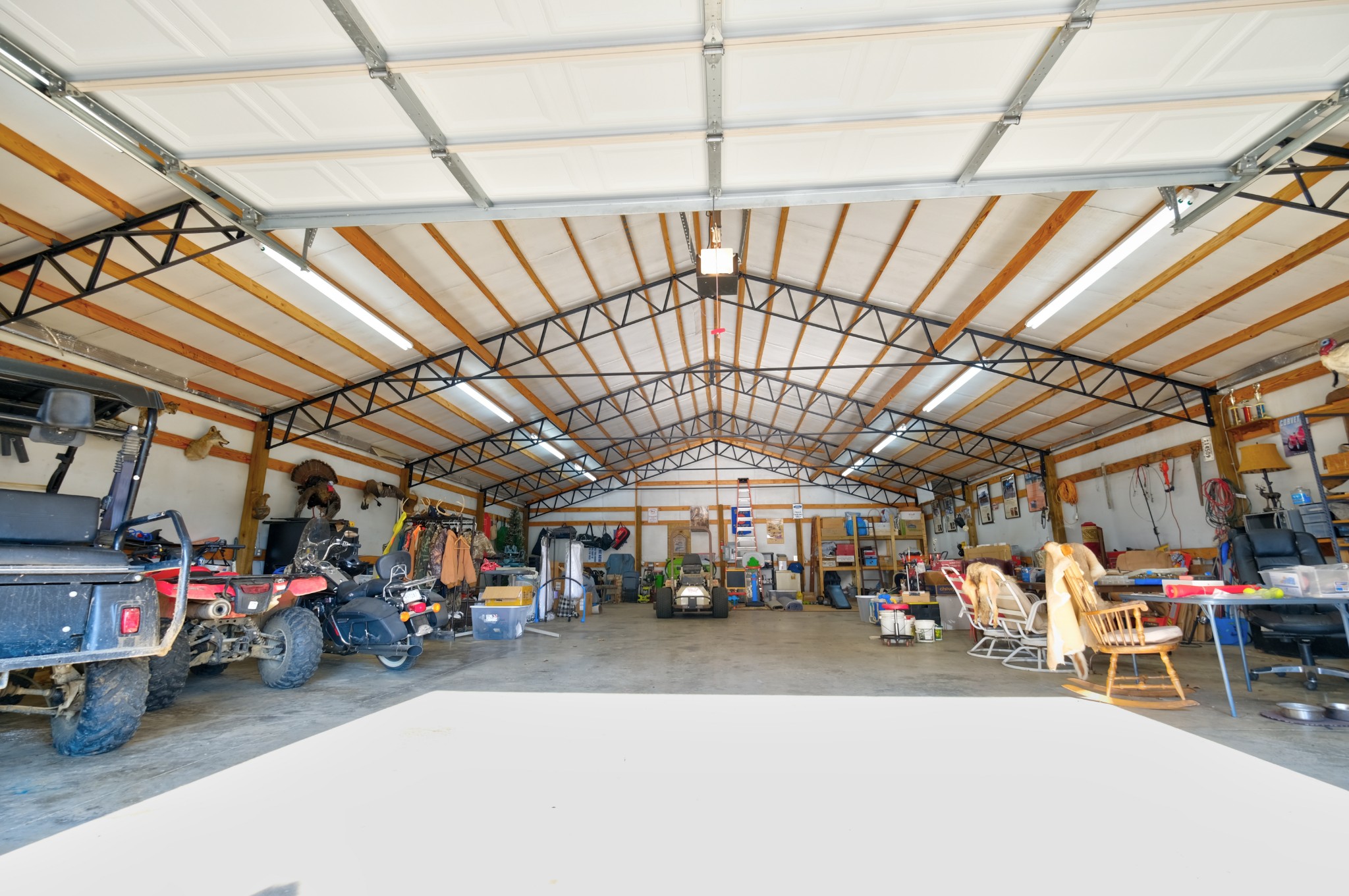 3210 Thompson Road Murfreesboro, TN 37128 - Photo 40 of 42 Plenty of room to store and tinker inside the shop!