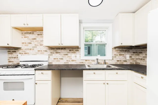 $165,000 | 311 Friar Tuck Drive, Exeter, NH 03833