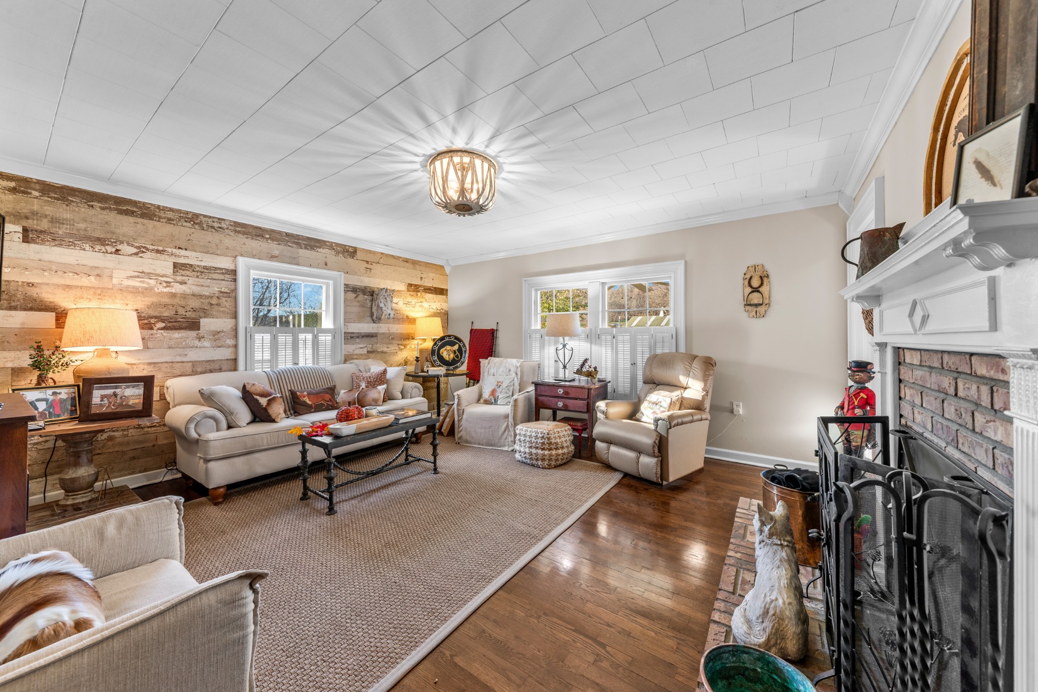 3580 Blue Creek Road Lynnville, TN 38472 - Photo 19 of 90 a living room with furniture and a flat screen tv