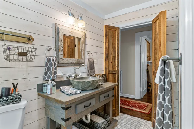 $525,000 | 3580 Blue Creek Road, Lynnville, TN 38472