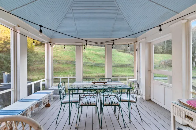 $525,000 | 3580 Blue Creek Road, Lynnville, TN 38472