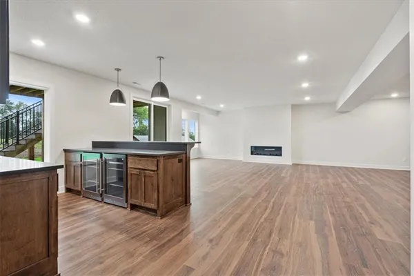 $920,580 | 13458 Terrace Park Drive, Parkville, MO 64152