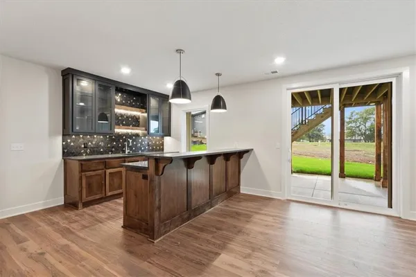 $920,580 | 13458 Terrace Park Drive, Parkville, MO 64152