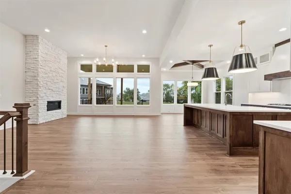 $920,580 | 13458 Terrace Park Drive, Parkville, MO 64152