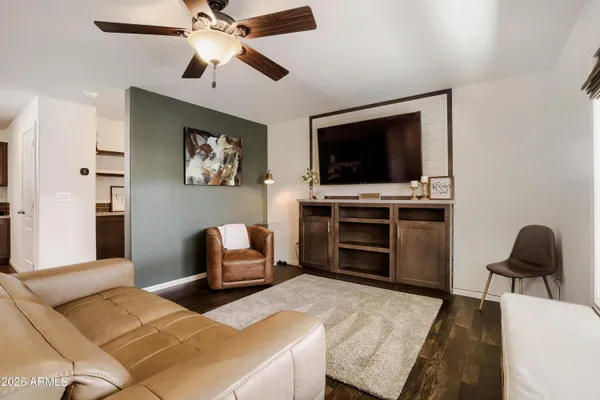 $168,500 | 19401 North 7th Street, Unit 137, Phoenix, AZ 85024