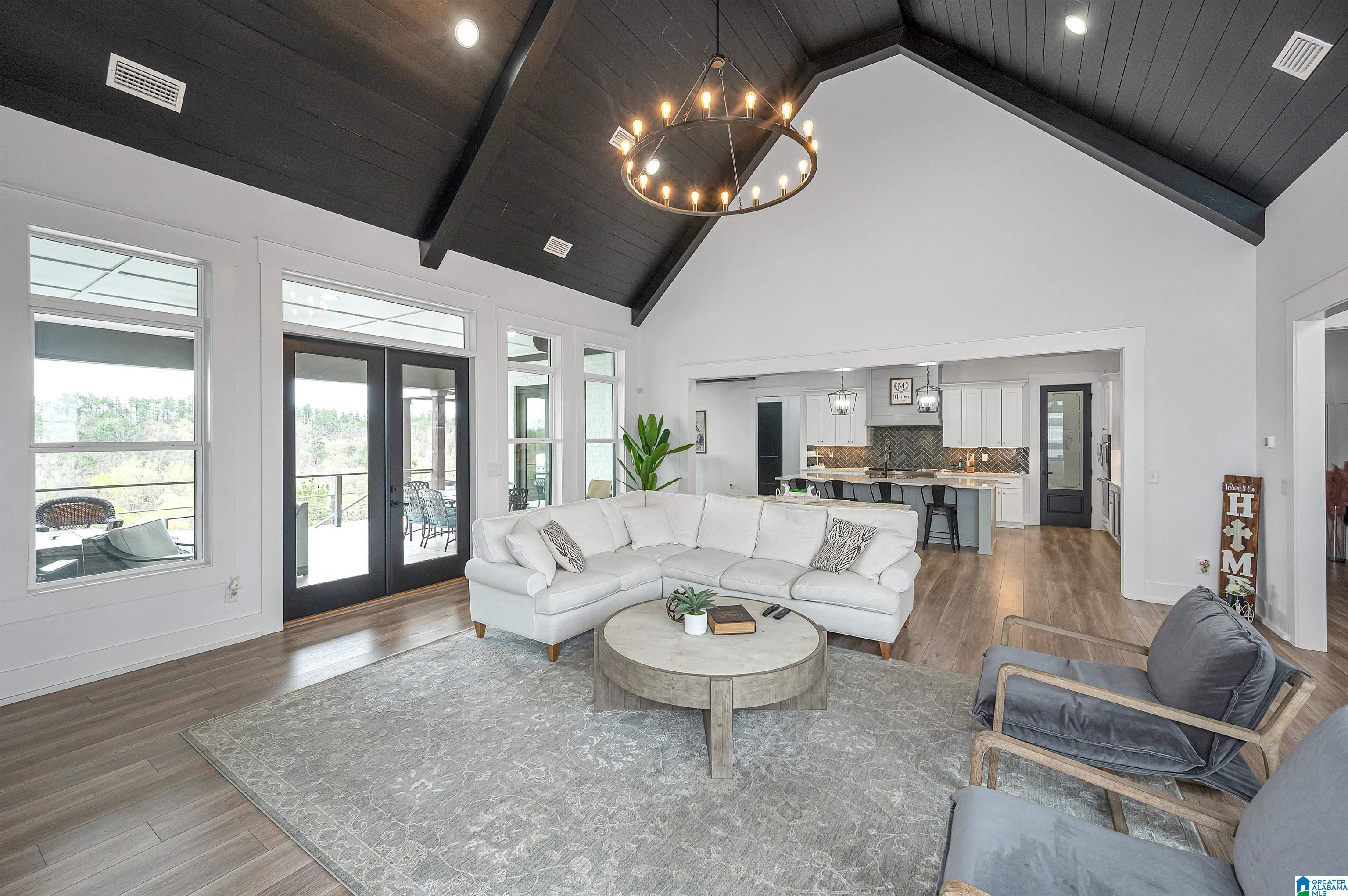 249 Kings Crest Lane Pelham, AL 35124 - Photo 4 of 55