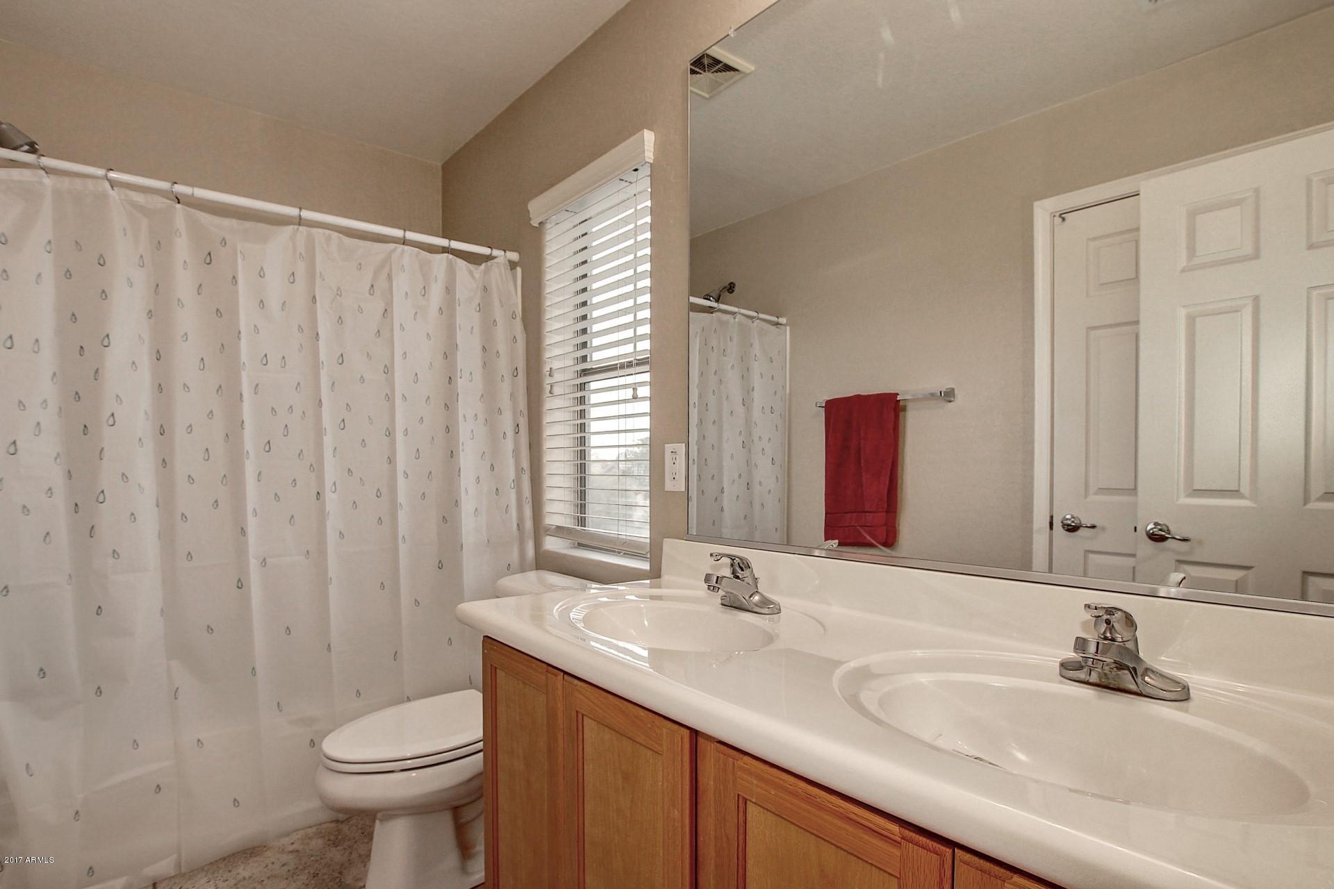 462 North Citrus Lane Gilbert, AZ 85234 - Photo 23 of 44 Guest bathroom #2
