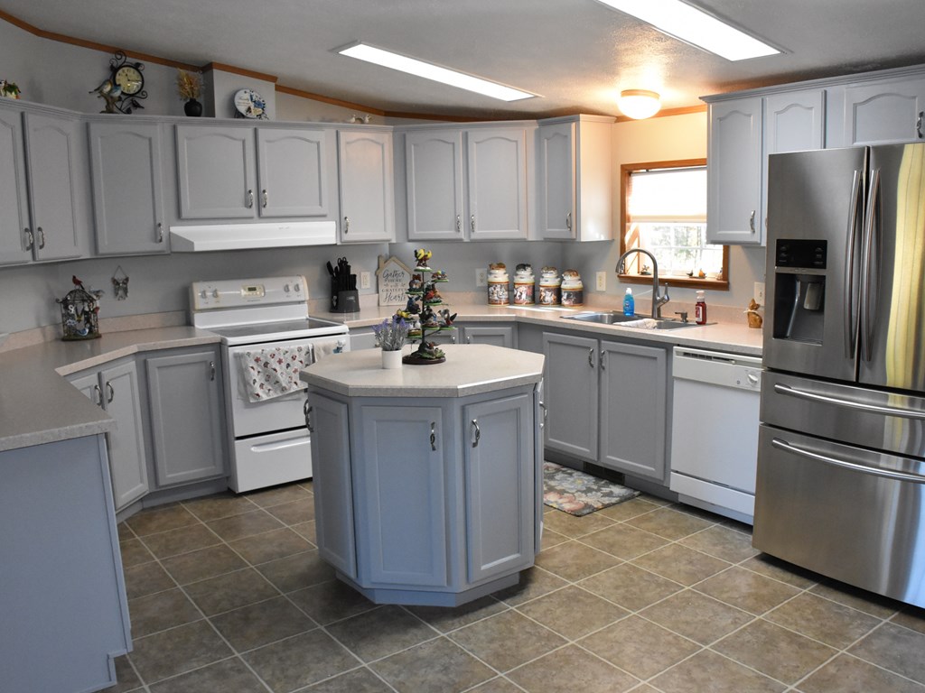 14414 Leboeuf Trail Road Centerville, PA 16404 - Photo 13 of 32 Gallery Image 13