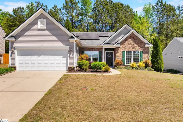 $305,000 | 205 Creekside Way, Easley, SC 29642