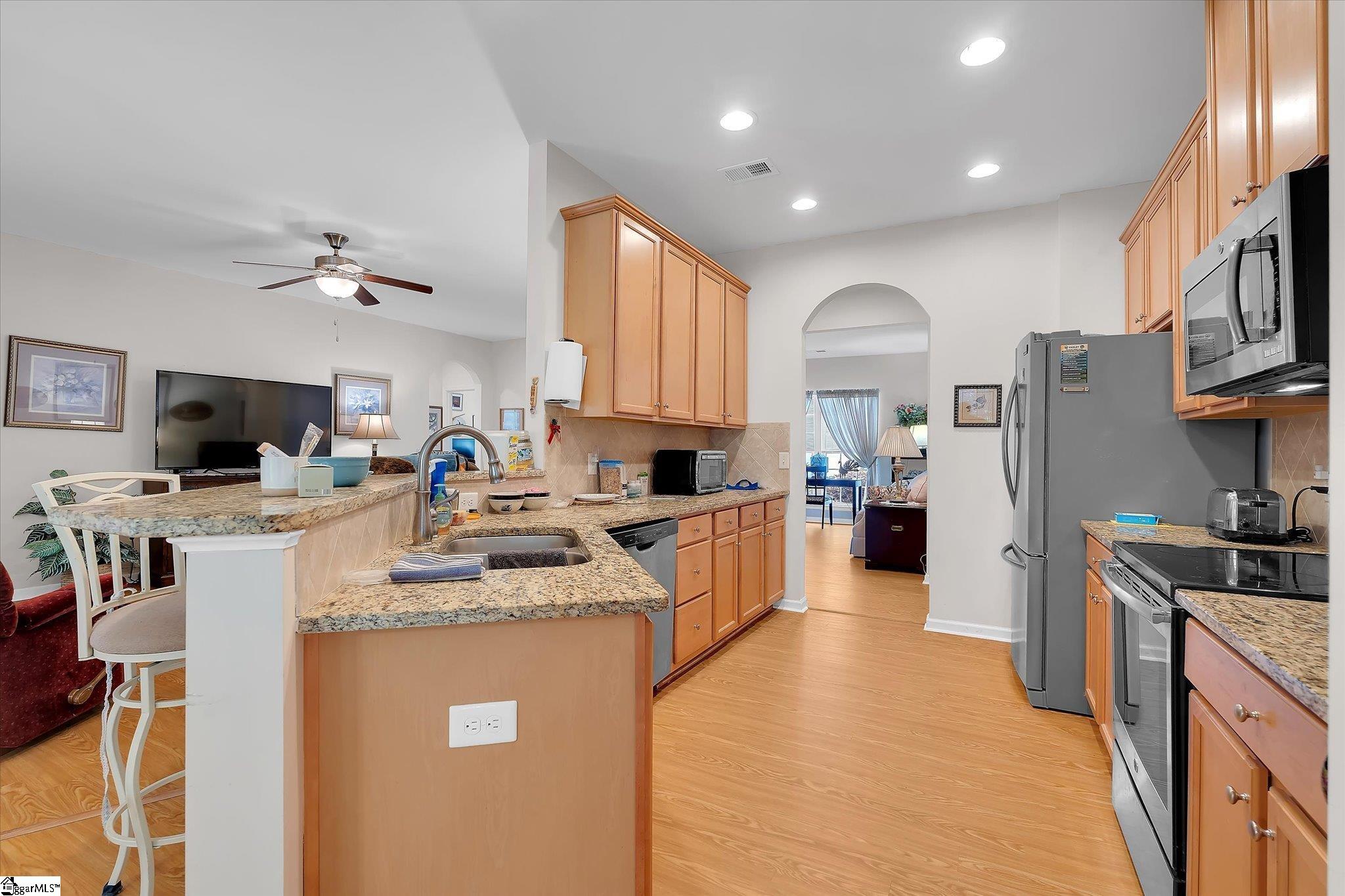 205 Creekside Way Easley, SC 29642 - Photo 14 of 26