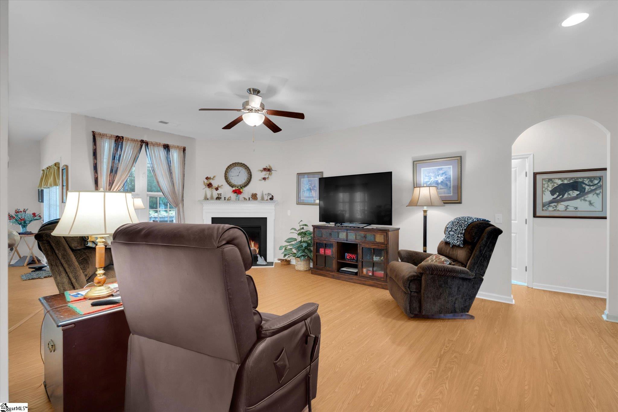 205 Creekside Way Easley, SC 29642 - Photo 8 of 26