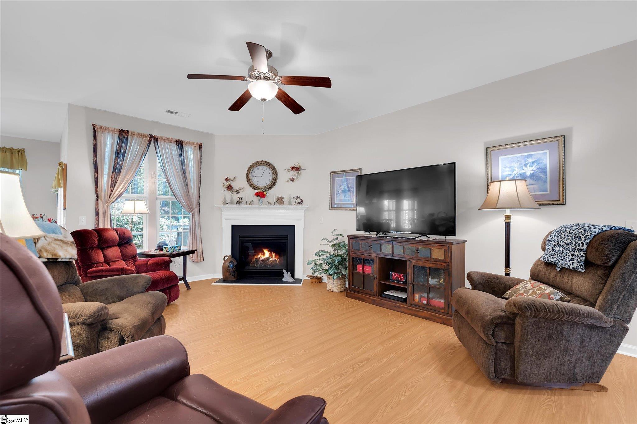 205 Creekside Way Easley, SC 29642 - Photo 9 of 26