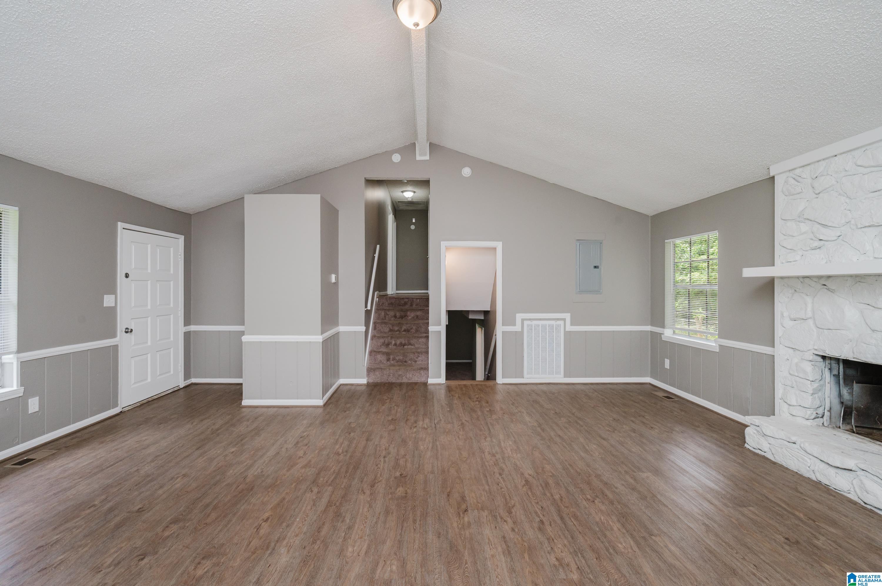 101 Shady Lane Alabaster, AL 35007 - Photo 7 of 37