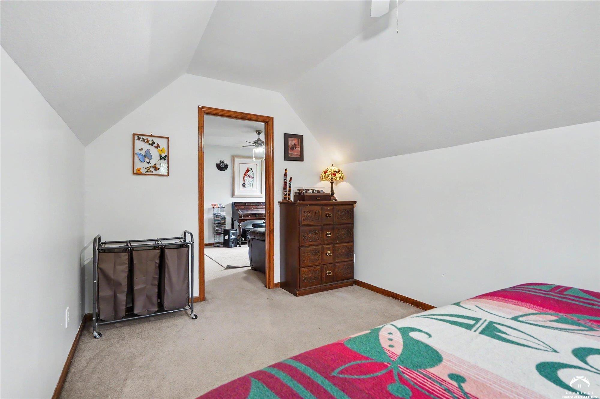 2408 Oxford Road Lawrence, KS 66049 - Photo 29 of 43