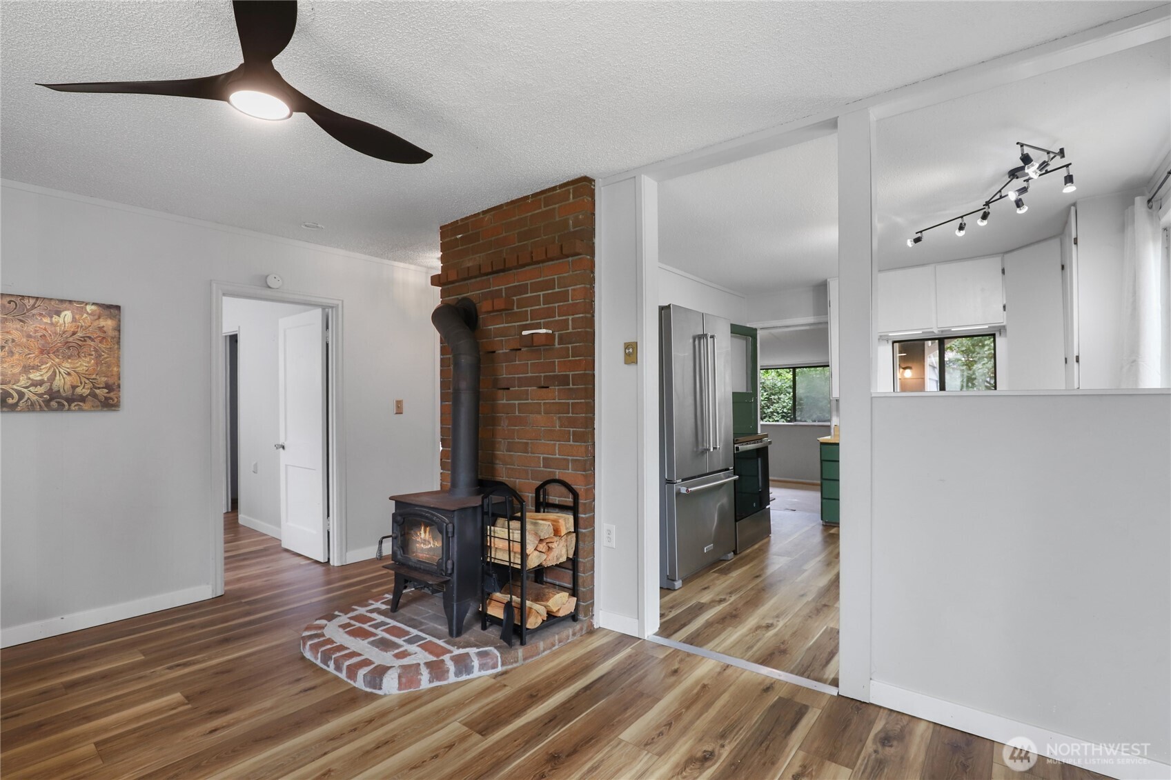 6166 Bethel Road Southeast Port Orchard, WA 98367 - Photo 6 of 29 Gallery Image 6