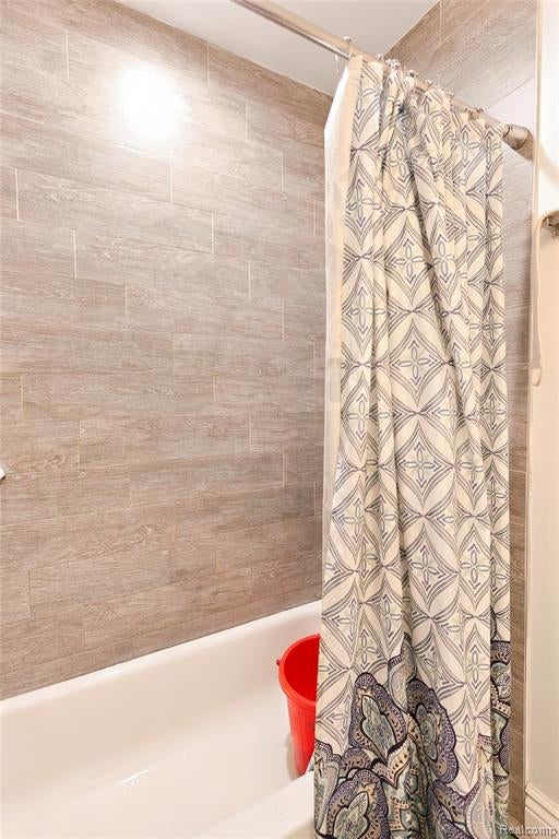 5353 18 Mile Road Sterling Heights, MI 48314 - Photo 14 of 29 Gallery Image 14