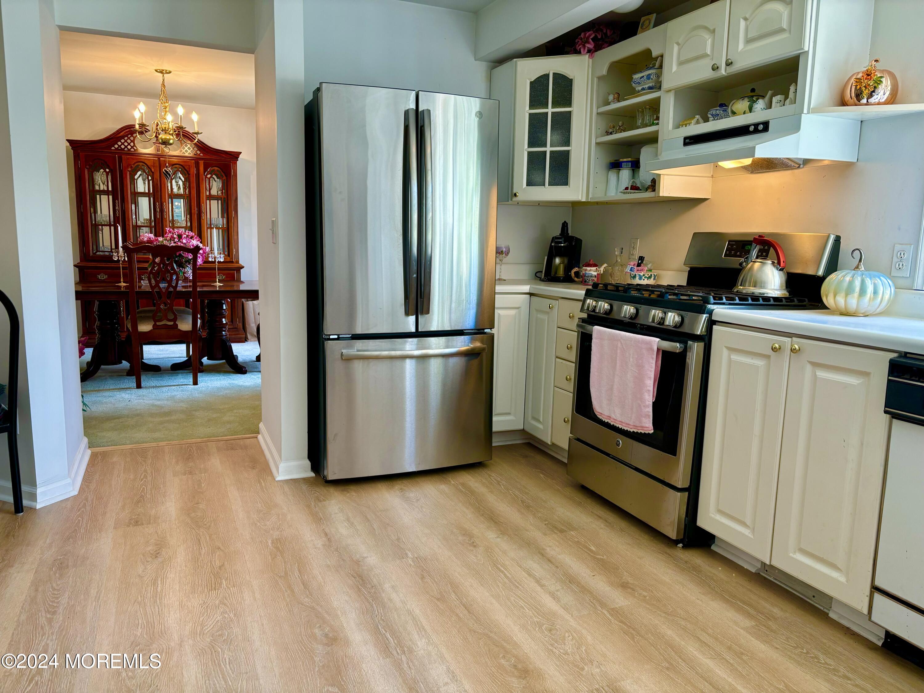 698 Colts Neck Road Freehold, NJ 07728 - Photo 11 of 48 New Refrigerator