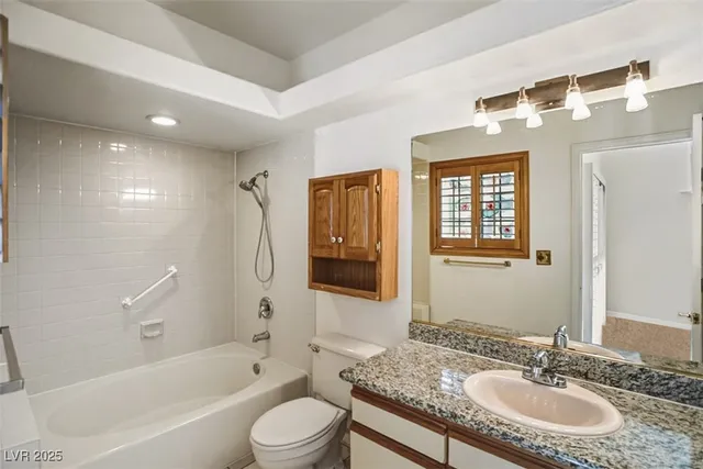 $1,320 | 1425 Santa Margarita Street, Unit B, Las Vegas, NV 89146