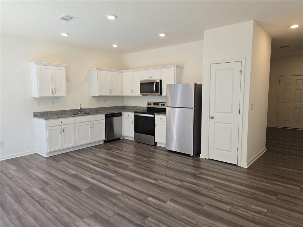 3560 Eagle Court Atlanta, GA 30331 - Photo 15 of 40