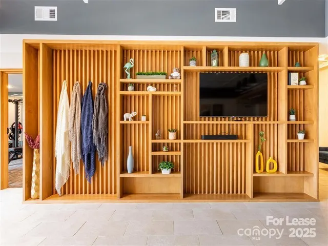 $2,045 | 1824 North Brevard Street, Unit 3A, Charlotte, NC 28206