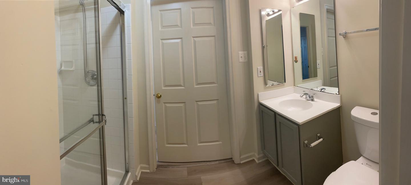 2032 Hunting Ridge Drive, Unit 2032 Owings Mills, MD 21117 - Photo 10 of 13 master bath