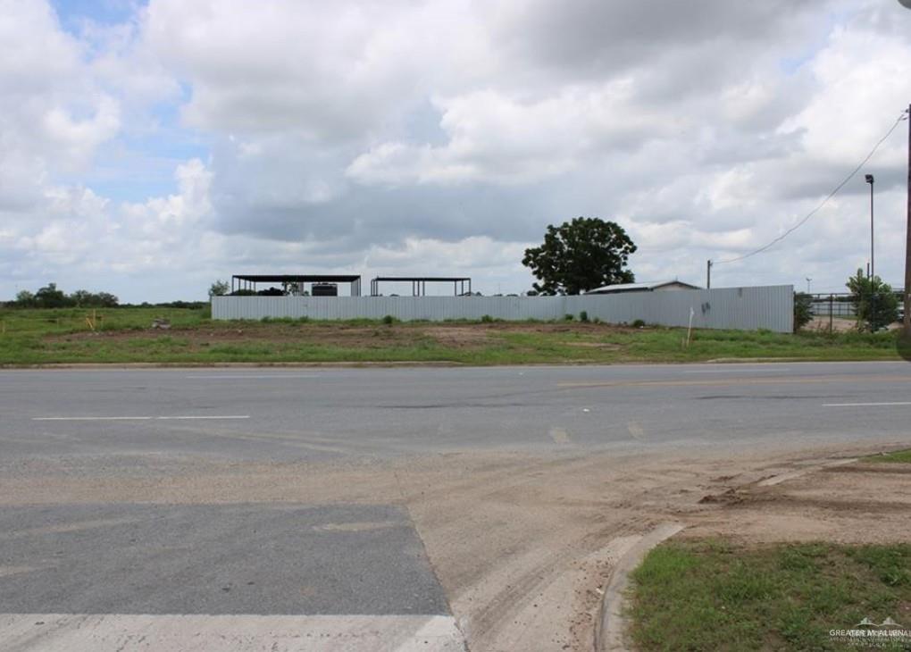 1143 South Tower Road Alamo, TX 78516 - Photo 2 of 3