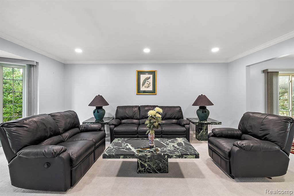 1253 Rothwell Drive Troy, MI 48084 - Photo 27 of 85