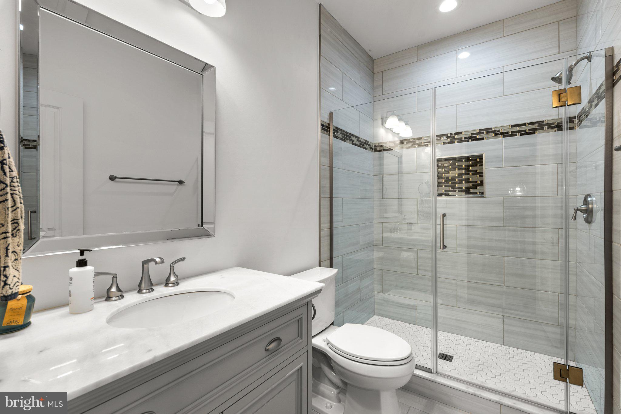 13939 Alderton Road Silver Spring, MD 20906 - Photo 23 of 47