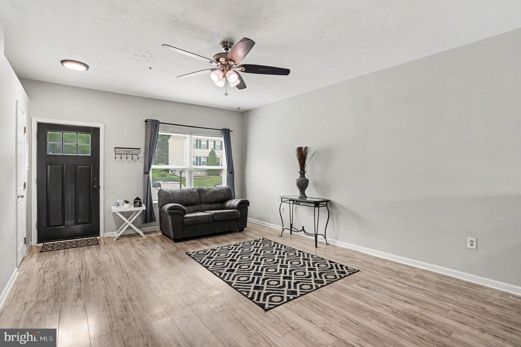 122 Cherry Tree Lane Elkton, MD 21921 - Photo 3 of 37 Newer flooring.