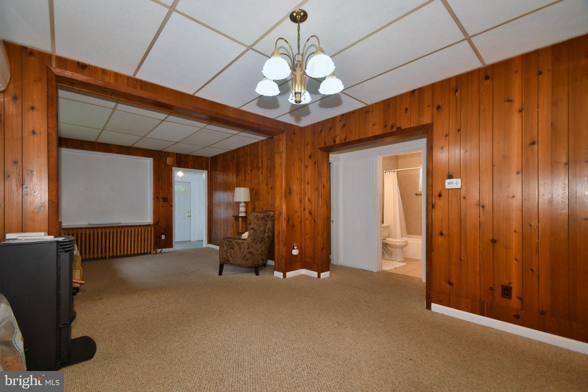 8103 Dogwood Road Baltimore, MD 21219 - Photo 11 of 33