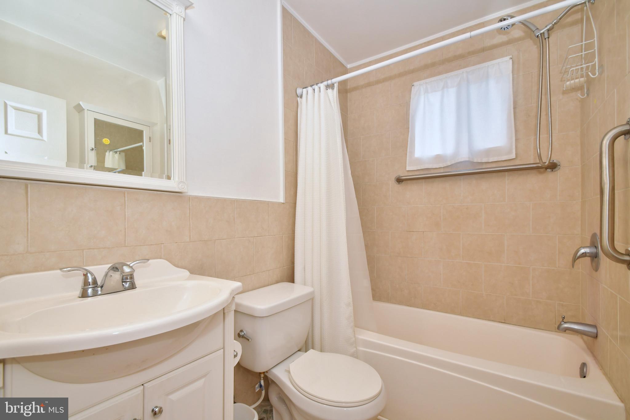 8103 Dogwood Road Baltimore, MD 21219 - Photo 26 of 33